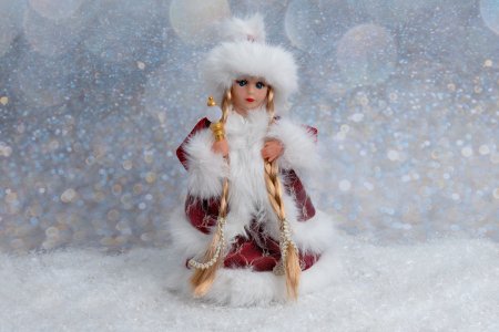 Снегурочка музыкальная 15х30 см бордовый