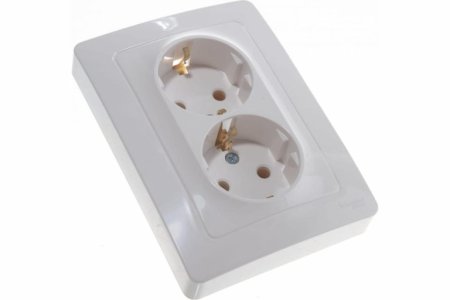 Розетка силовая двойная встраиваемая Schneider Electric Blanca с заземлением, цвет белый, арт. BLNRS001021