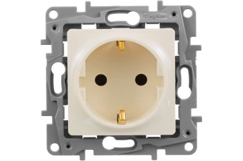 Розетка силовая одноместная встраиваемая Legrand Etika с заземлением, цвет слоновая кость, арт. 672321