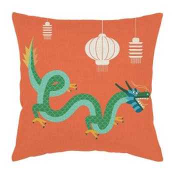 Подушка декоративная Дракон 40х40 см цвет оранжевый рогожка