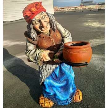 Садовая фигура Баба-Яга с кашпо 72см