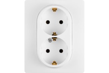 Розетка силовая двойная встраиваемая Legrand Etika с заземлением, цвет белый, арт. 672223