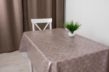 Клеенка в рулонах ПВХ 20х 1,37м цвет коричневый