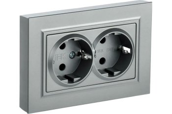 Розетка силовая двойная встраиваемая IEK Brite с заземлением, цвет алюминий, арт. BR-R21-16-K47-F