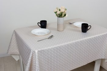 Клеенка ПВХ 20х 1,4м цвет золото