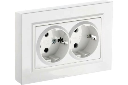 Розетка силовая двойная встраиваемая IEK Brite с заземлением, цвет белый, арт. BR-R24-16-K01-F