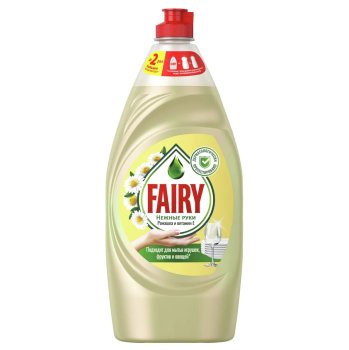 Средство для мытья посуды Fairy Нежные руки Ромашка и витамин Е 900мл