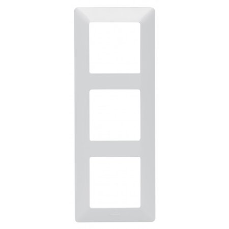 Рамка Legrand Etika 3 поста, цвет белый, арт. 672503